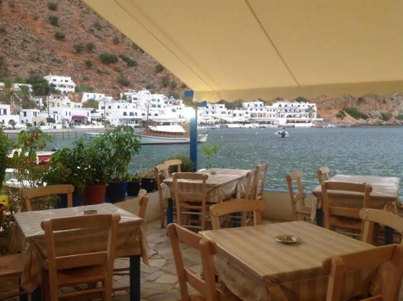 Madares Hotel Loutrón Luaran gambar